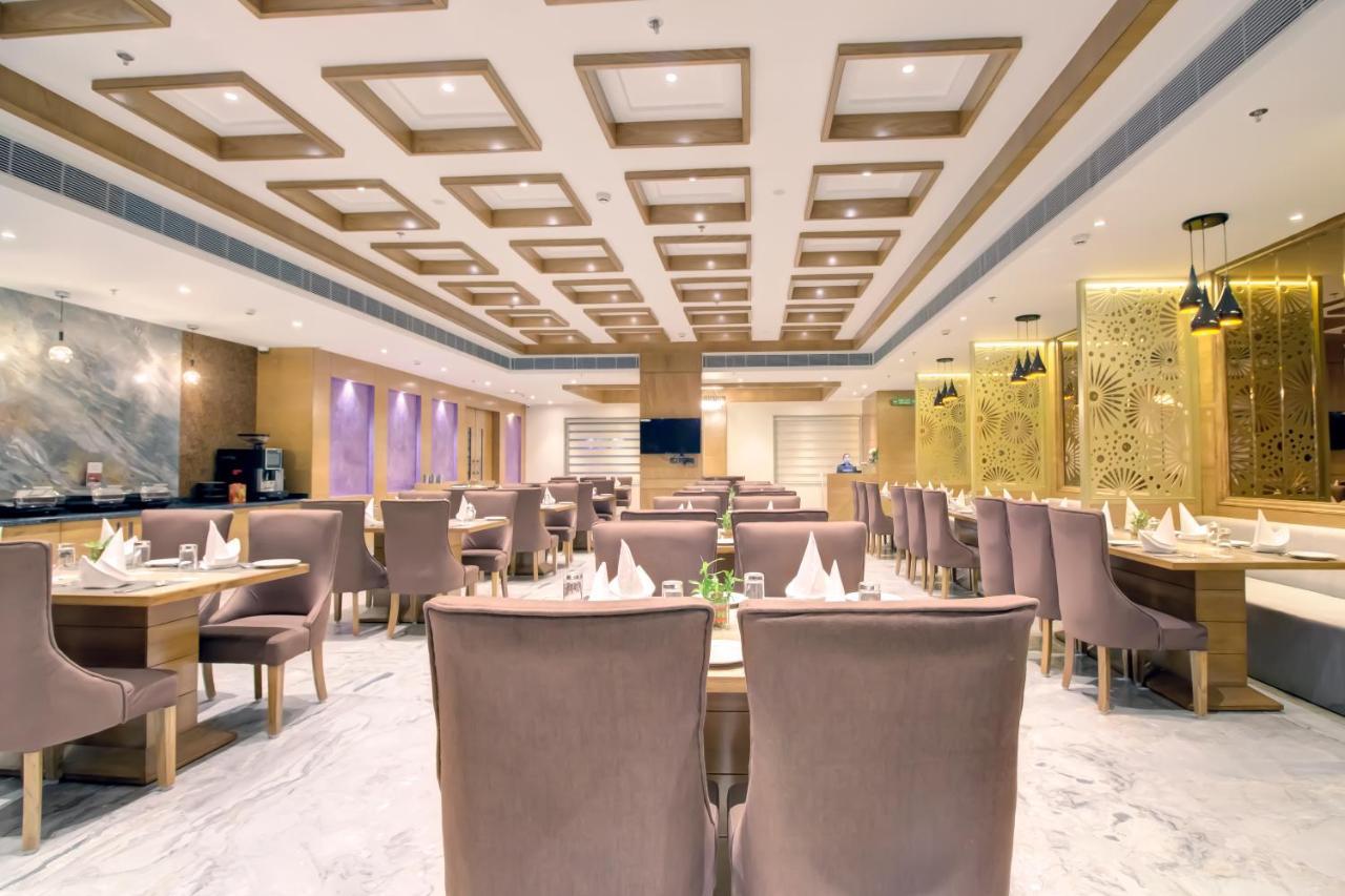 Cygnett Park Bl Hotel Jaipur Ngoại thất bức ảnh