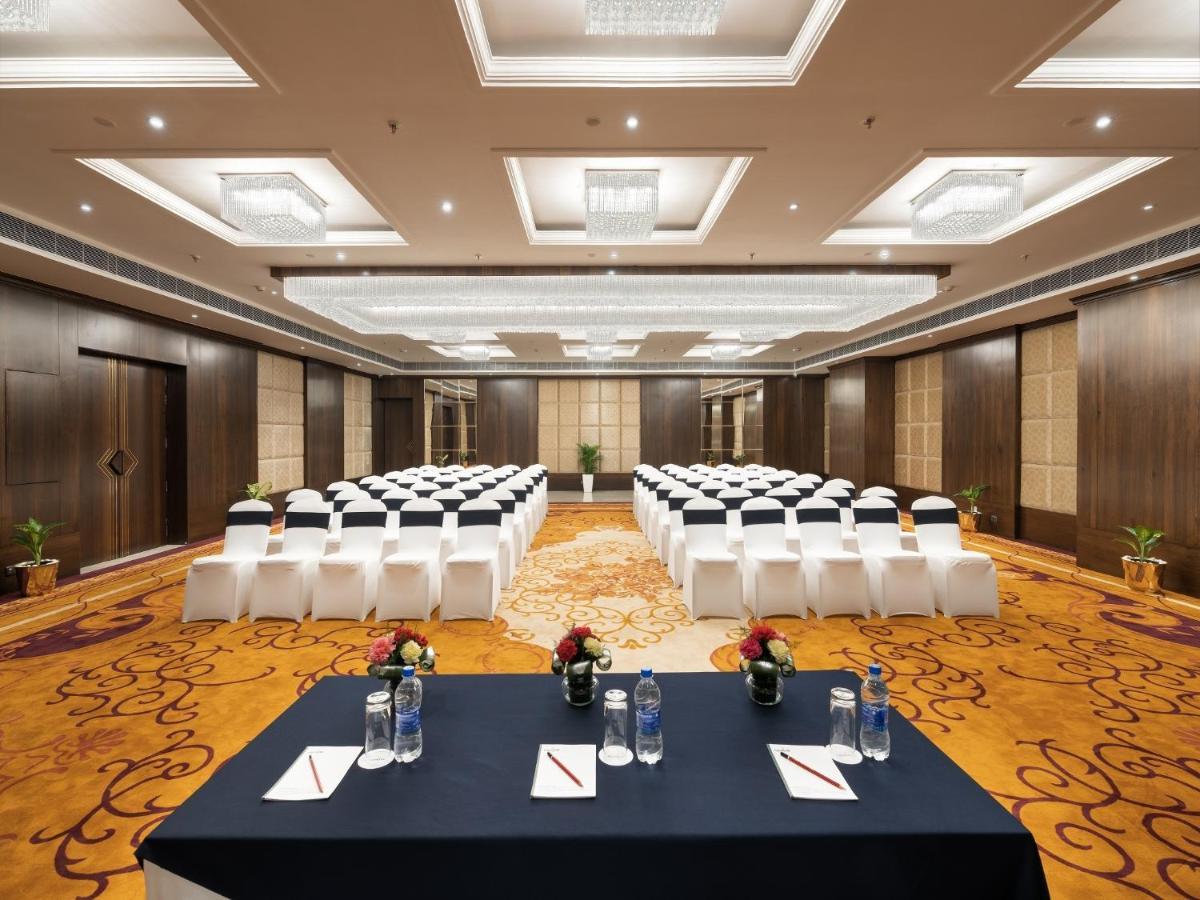 Cygnett Park Bl Hotel Jaipur Ngoại thất bức ảnh