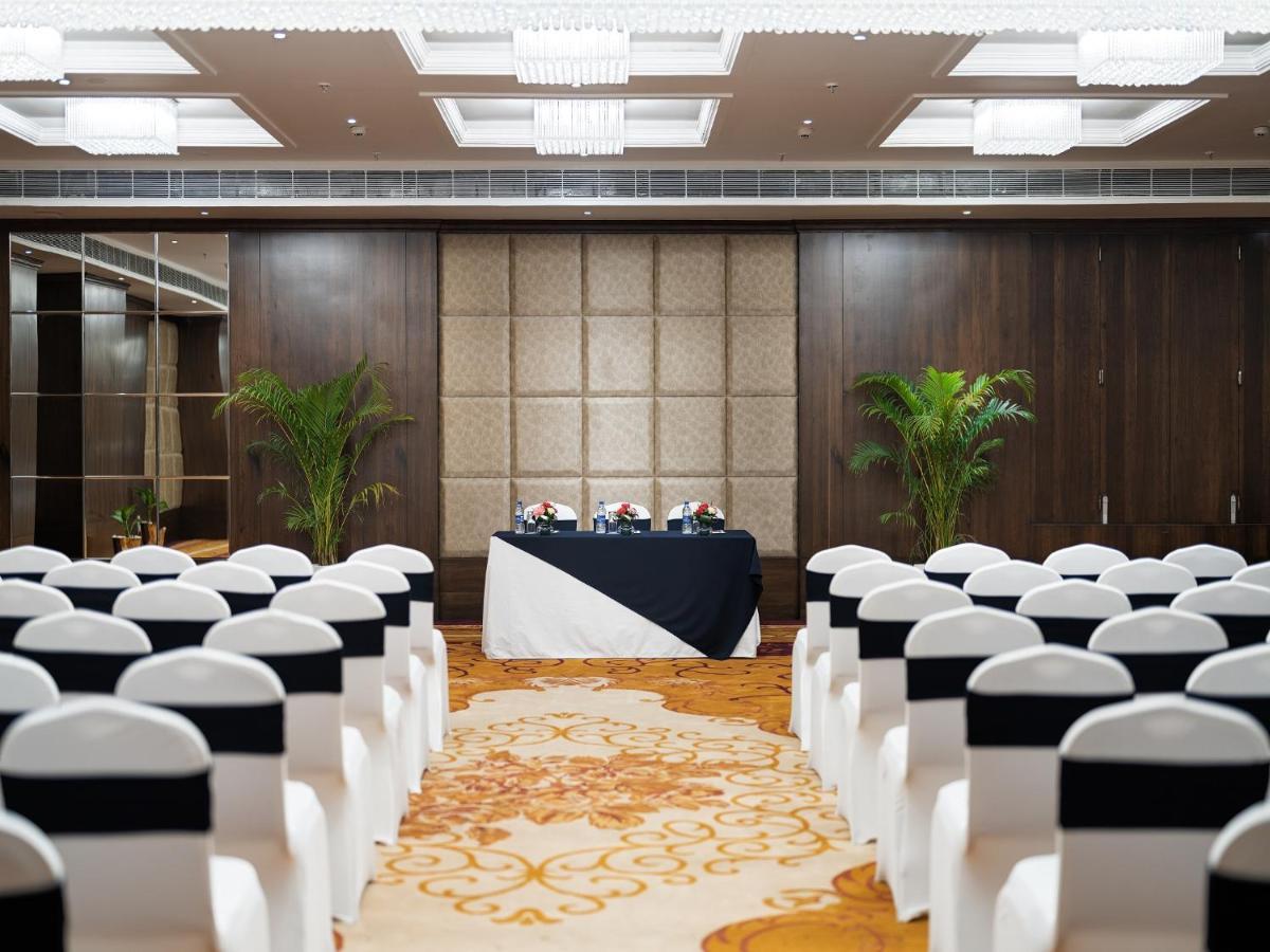 Cygnett Park Bl Hotel Jaipur Ngoại thất bức ảnh